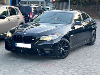 BMW 5 Series foto 3