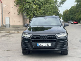 Audi Q7 foto 2