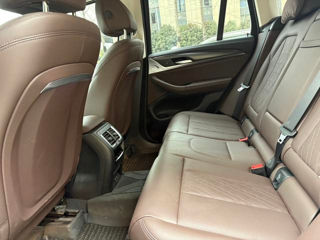 BMW iX3 фото 11