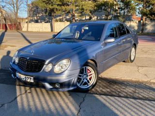 Mercedes E-Class foto 5