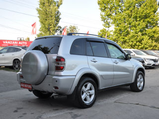 Toyota Rav 4 foto 4