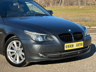 BMW 5 Series foto 2