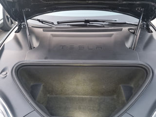 Tesla Model S foto 13