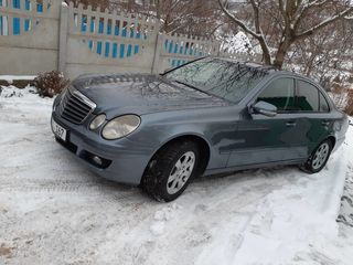 Mercedes E Class foto 6