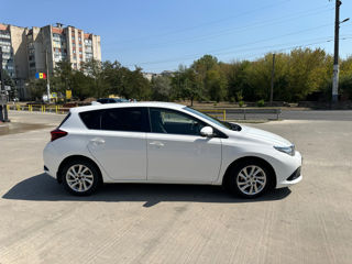 Toyota Auris foto 3