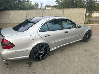 Mercedes E-Class foto 6