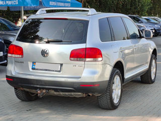 Volkswagen Touareg foto 3