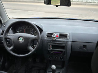 Skoda Fabia foto 8