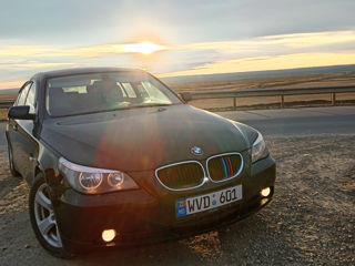 BMW 5 Series foto 6