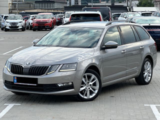 Skoda Octavia foto 3