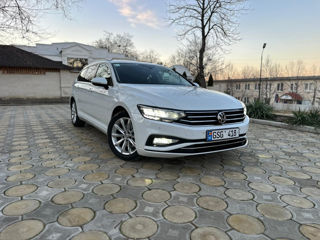 Volkswagen Passat foto 2