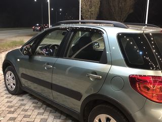 Suzuki SX4 foto 5