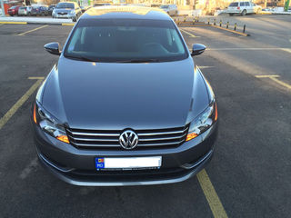 Volkswagen Passat foto 1