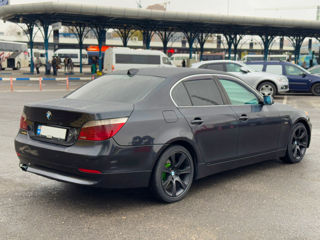 BMW 5 Series foto 6