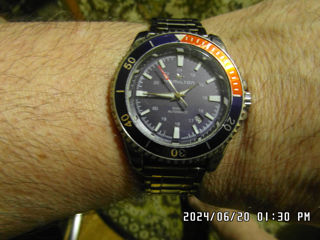 Продам наручные часы, в отличном состоянии не дорого foto 3