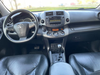 Toyota Rav 4 foto 9