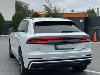 Audi Q8 foto 4