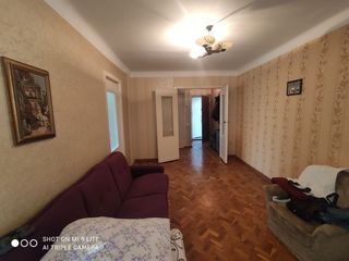 Продаю от хозяина 2х комнатную квартиру с большой лоджией - ( она как ещё 1 комната +-15м.кв.) foto 2