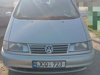 Volkswagen Sharan foto 2