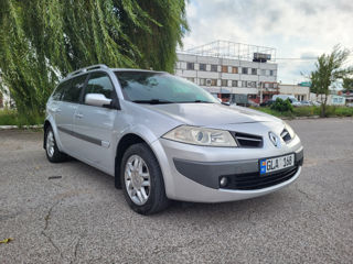 Renault Megane foto 3