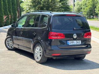 Volkswagen Touran фото 4
