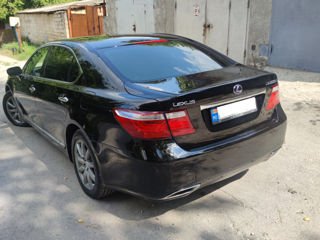 Lexus LS Series foto 2