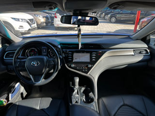 Toyota Camry фото 8