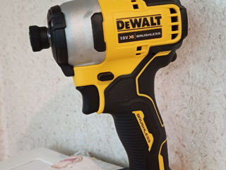 Оригинал. Новый. DeWalt DCF 809. Шуруповерт foto 3