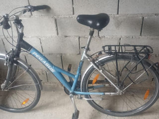 Vind 2 biciclete   1500 lei una foto 2