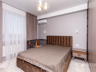 Apartament cu 3 camere, 84 m², Buiucani, Chișinău foto 4