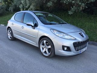 Peugeot 207 foto 2