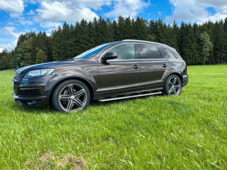 Audi Q7 foto 1