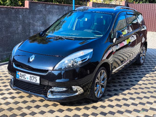 Renault Grand Scenic foto 1