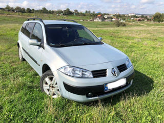 Renault Megane foto 2