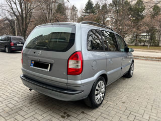 Opel Zafira foto 5