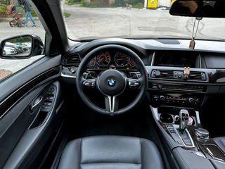 BMW 5 Series foto 11