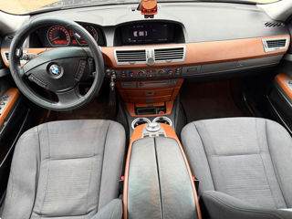 BMW 7 Series foto 7