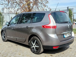 Renault Grand Scenic foto 6