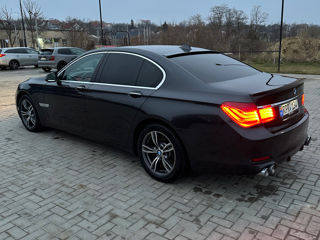 BMW 7 Series foto 4