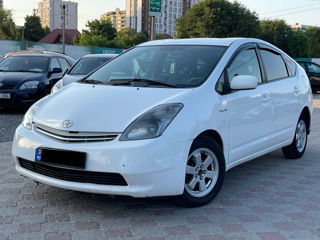 Toyota Prius foto 1