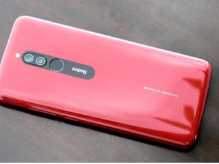 Xiaomi redmi 8 можно в кредит от 120 леев/мес, готов на обмен с доплатой !! foto 2
