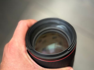 Canon EF 85mm f/1.4 IS L USM foto 3