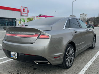 Lincoln MKZ foto 2