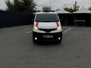 Nissan NV200, 2012