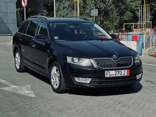 Skoda Octavia foto 3