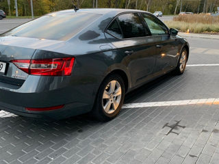 Skoda Superb foto 3