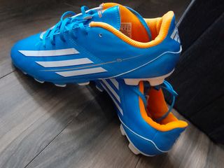 Adidas f5 foto 1