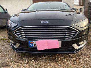 Ford Fusion foto 5