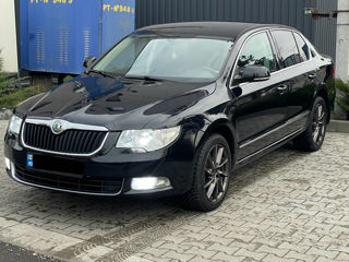 Skoda Superb foto 2