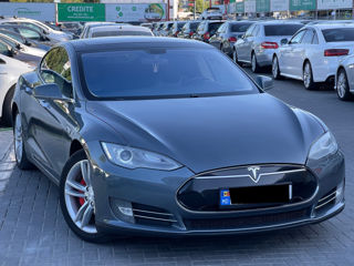 Tesla Model S foto 4